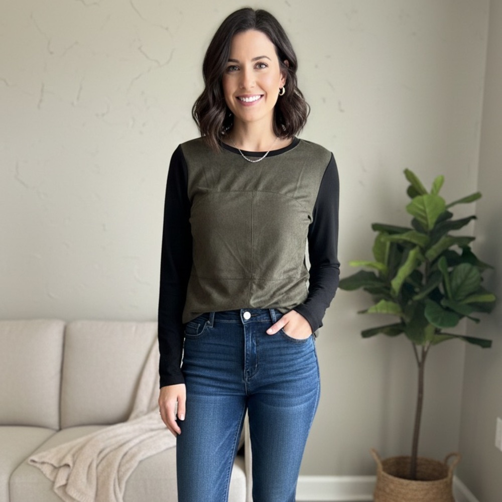 $178 Drew Black and Gray Suede Long Sleeve Top S